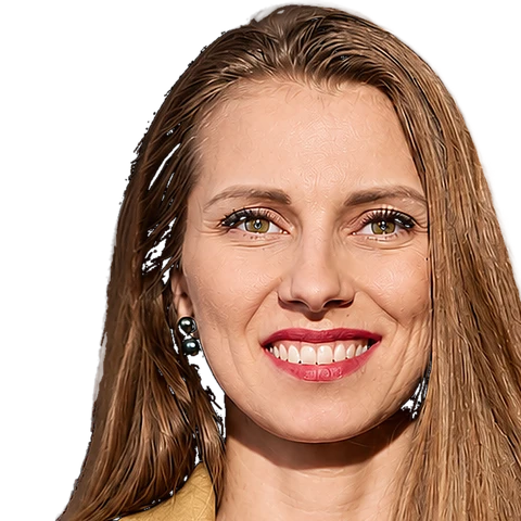 Софья Бурцева